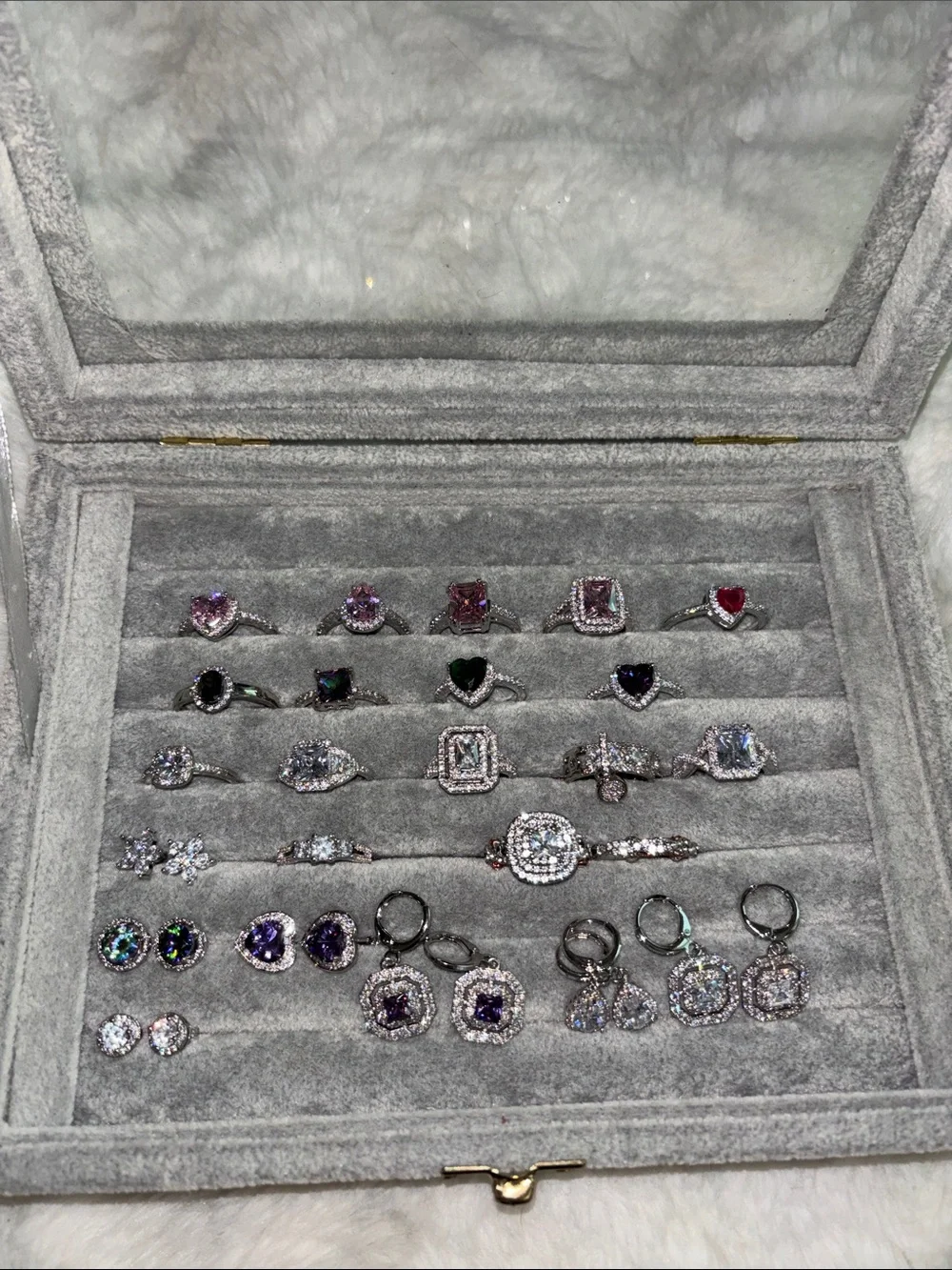 Jewelry elegant women